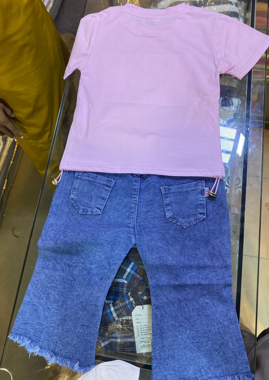 Adorable Baby Girls 2-Piece Outfit